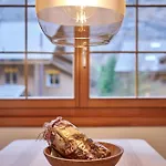 Mountain View, Luxury, Spacious With Views Апартаменты Лаутербруннен