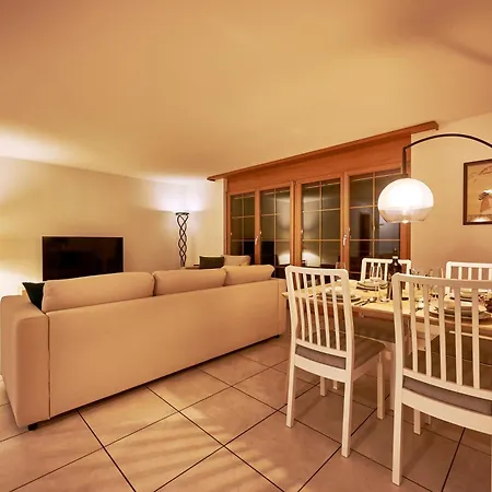 Mountain View, Luxury, Spacious With Views * Lauterbrunnen