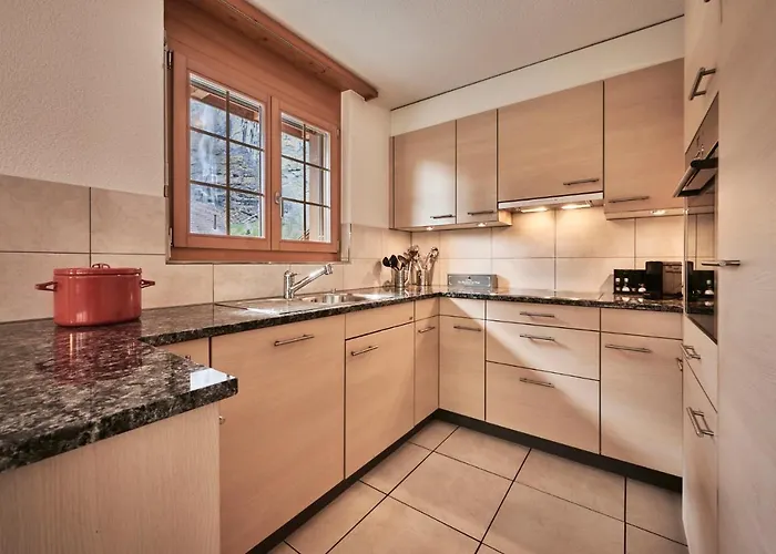 Mountain View, Luxury, Spacious With Views * Lauterbrunnen