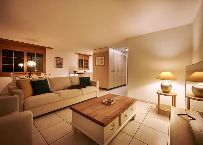 Mountain View, Luxury, Spacious With Views *