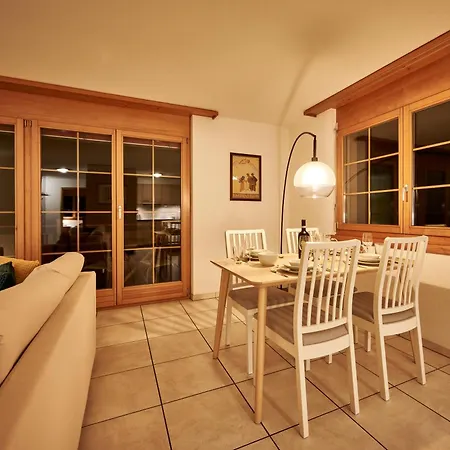 Mountain View, Luxury, Spacious With Views דירה *