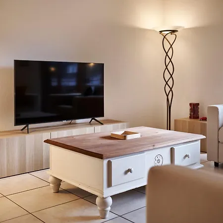 Mountain View, Luxury, Spacious With Views *